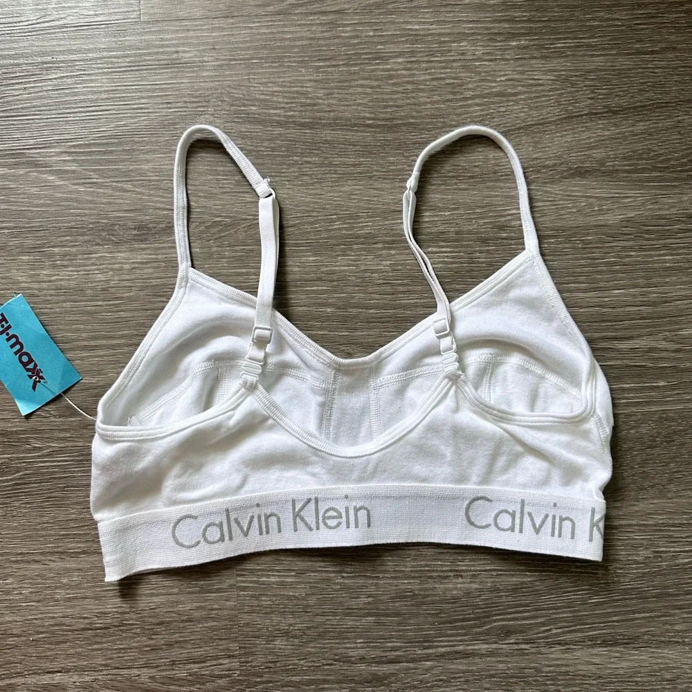NWT Calvin Klein Women's Body Unlined Bralette - Picture 2 of 3